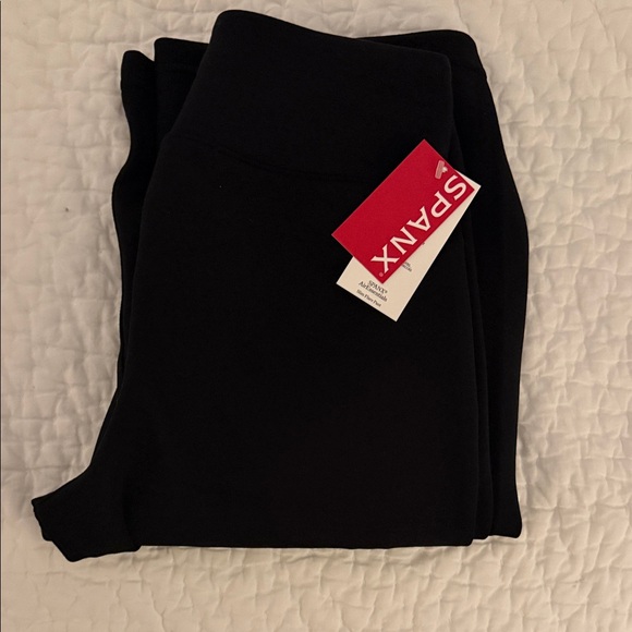 SPANX AirEssentials Slim Flare Pants NWT, Black, S - Picture 7 of 7